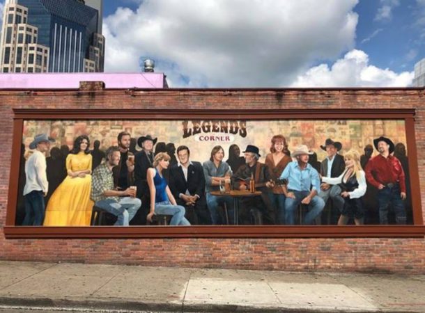 Taylor swift on Nashville mural