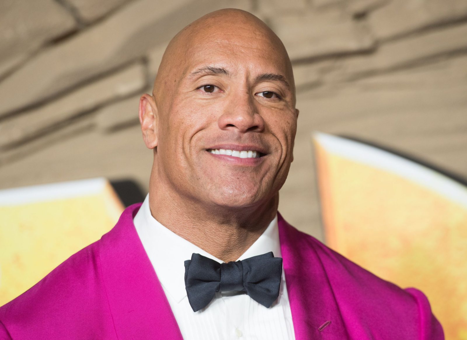 Black Adam: Dwayne Johnson & Hawkman Confirm Casting News