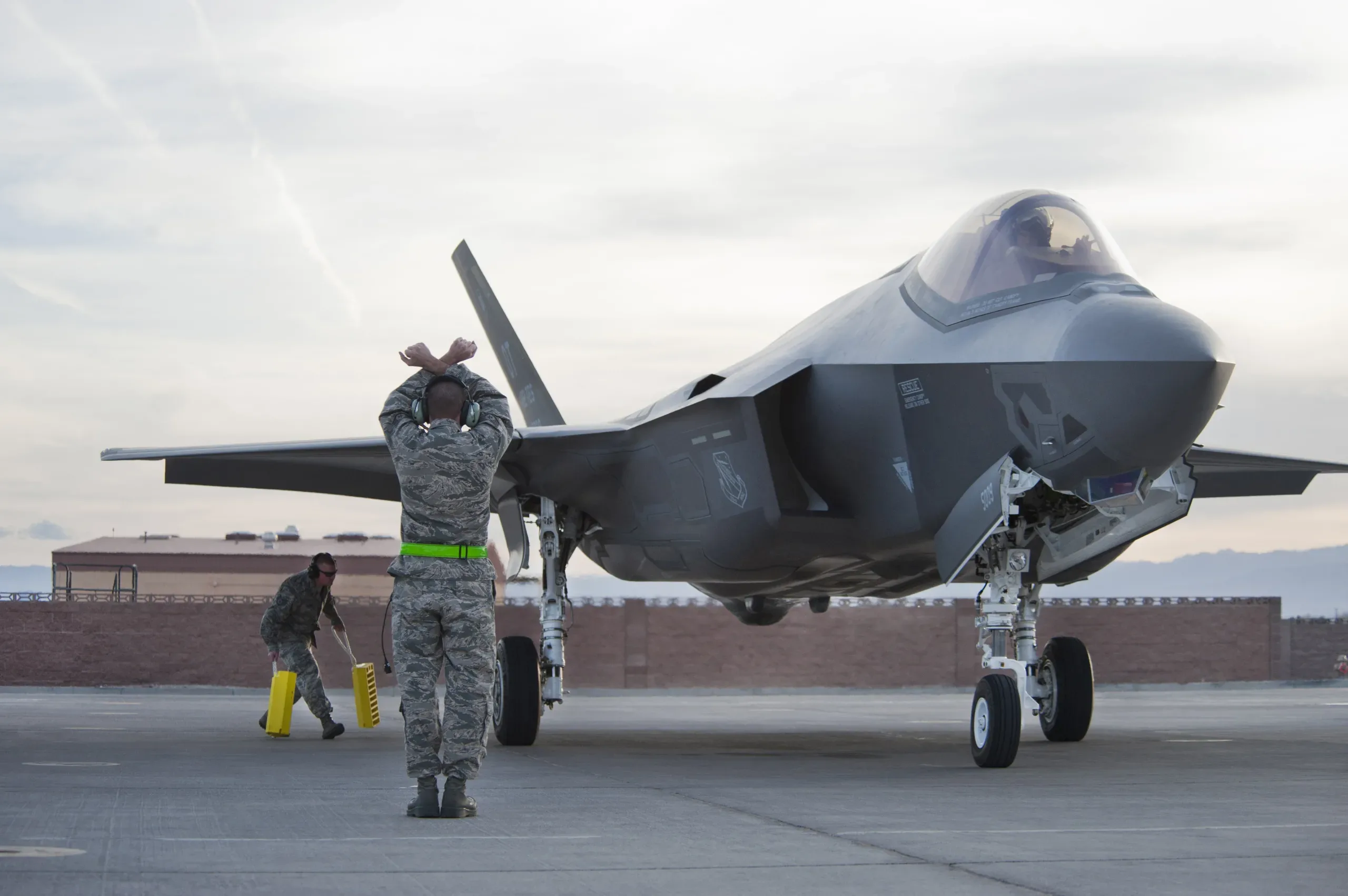 Every Type Of Fighter Jet Used In The Top Gun Movies