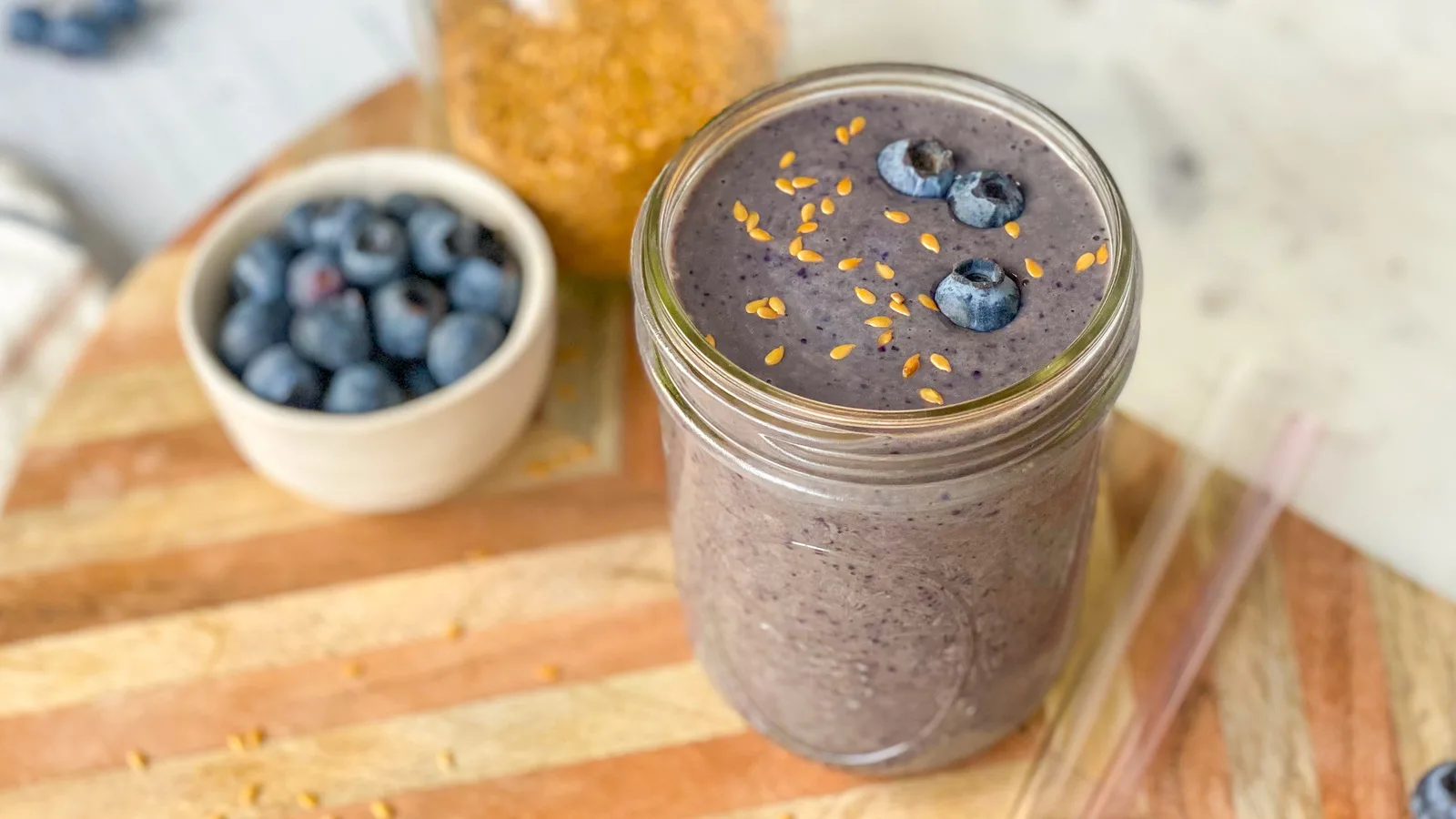 Smoothie with flax seeds